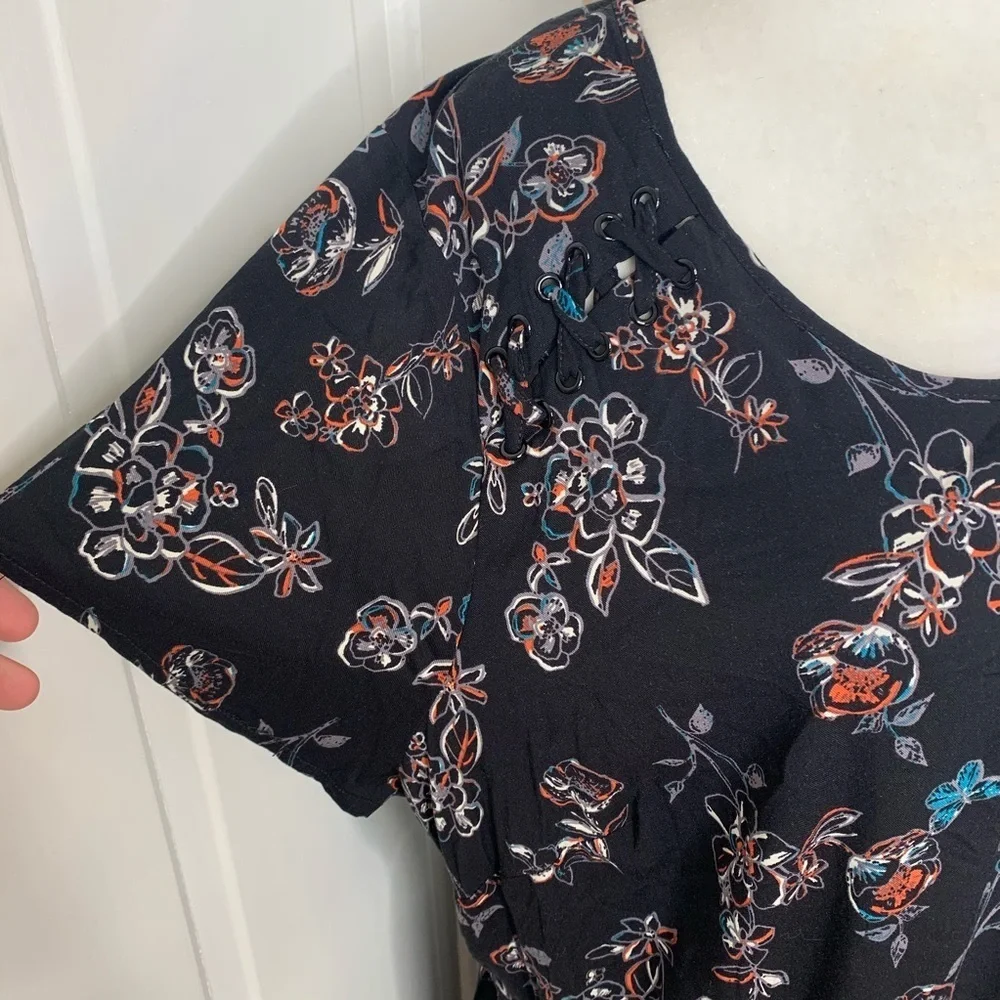 TORRID•DRESS - Picture 2 of 10